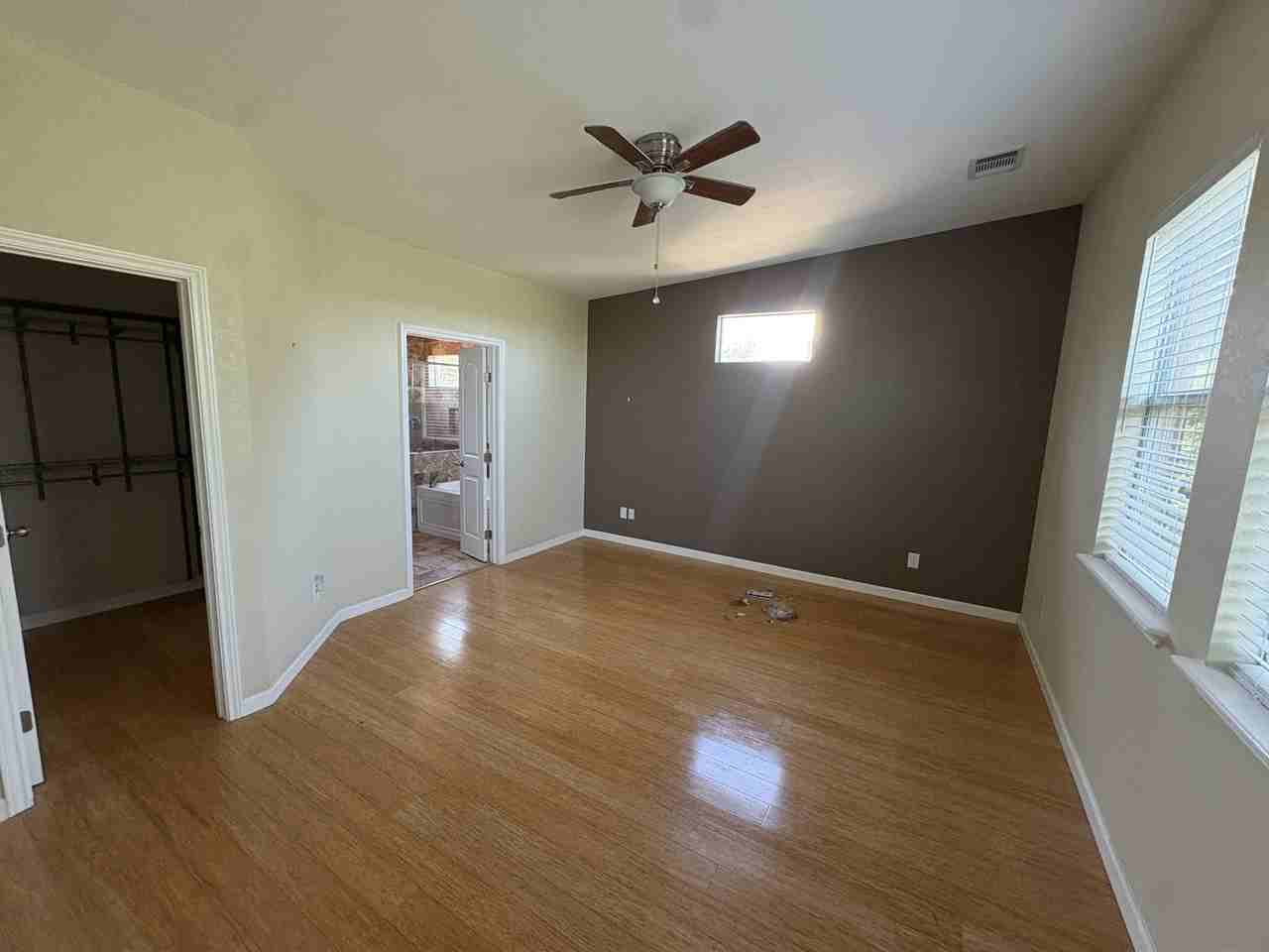 841 Scenic Cir #1 - Photo 6 of 10
