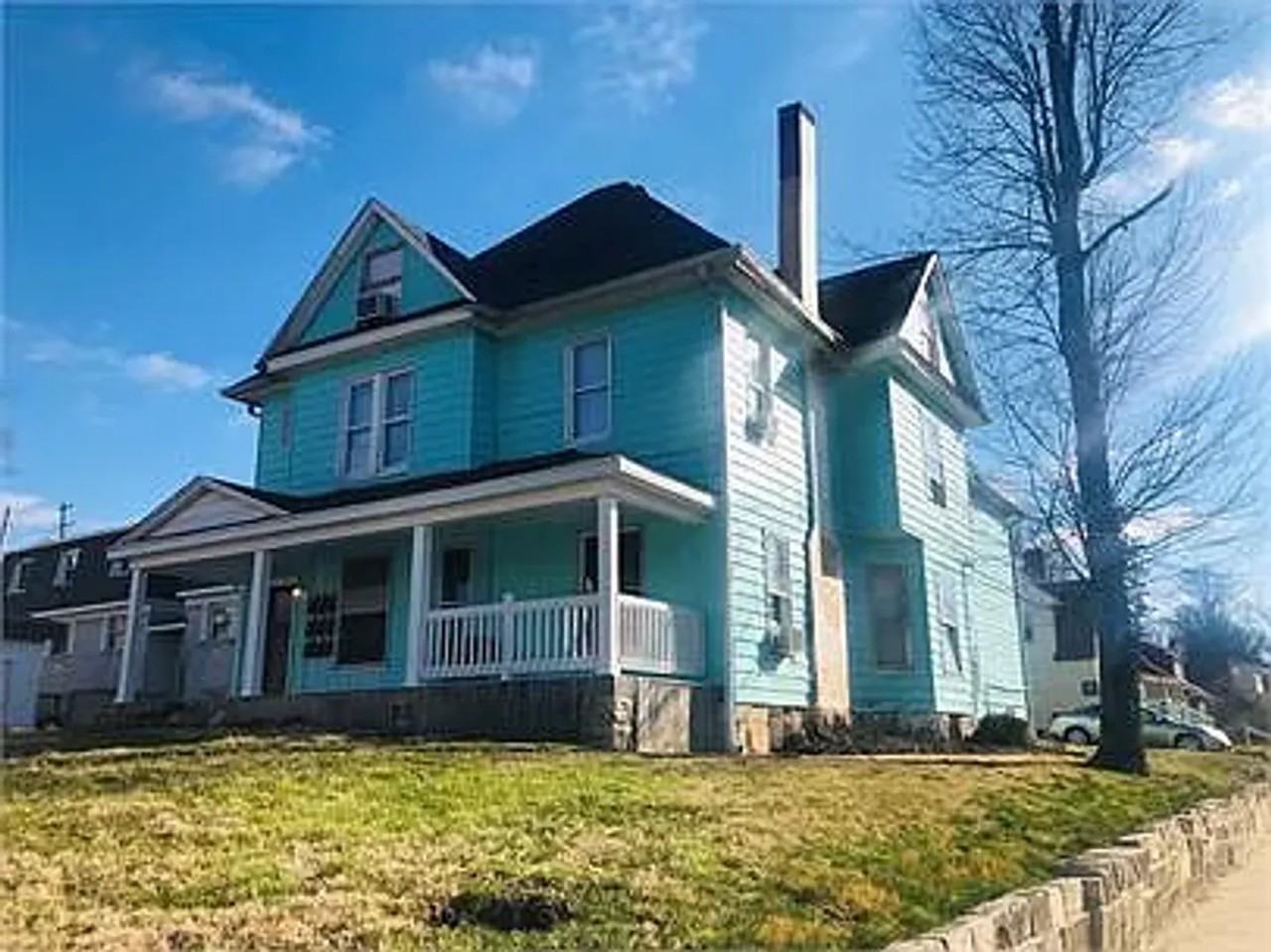 423 S Fess Ave - Photo 3 of 35