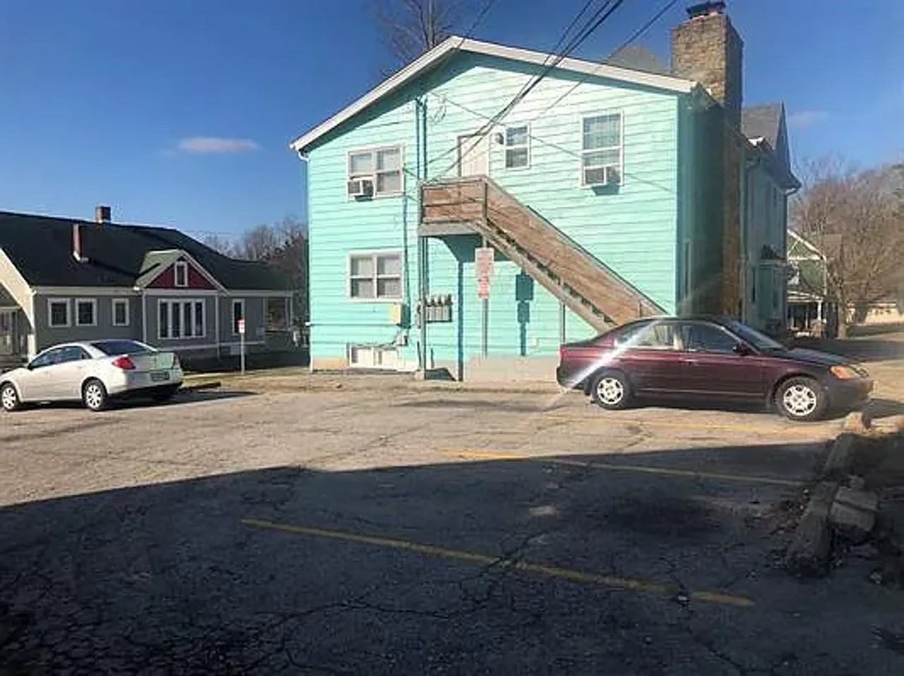 423 S Fess Ave - Photo 4 of 35