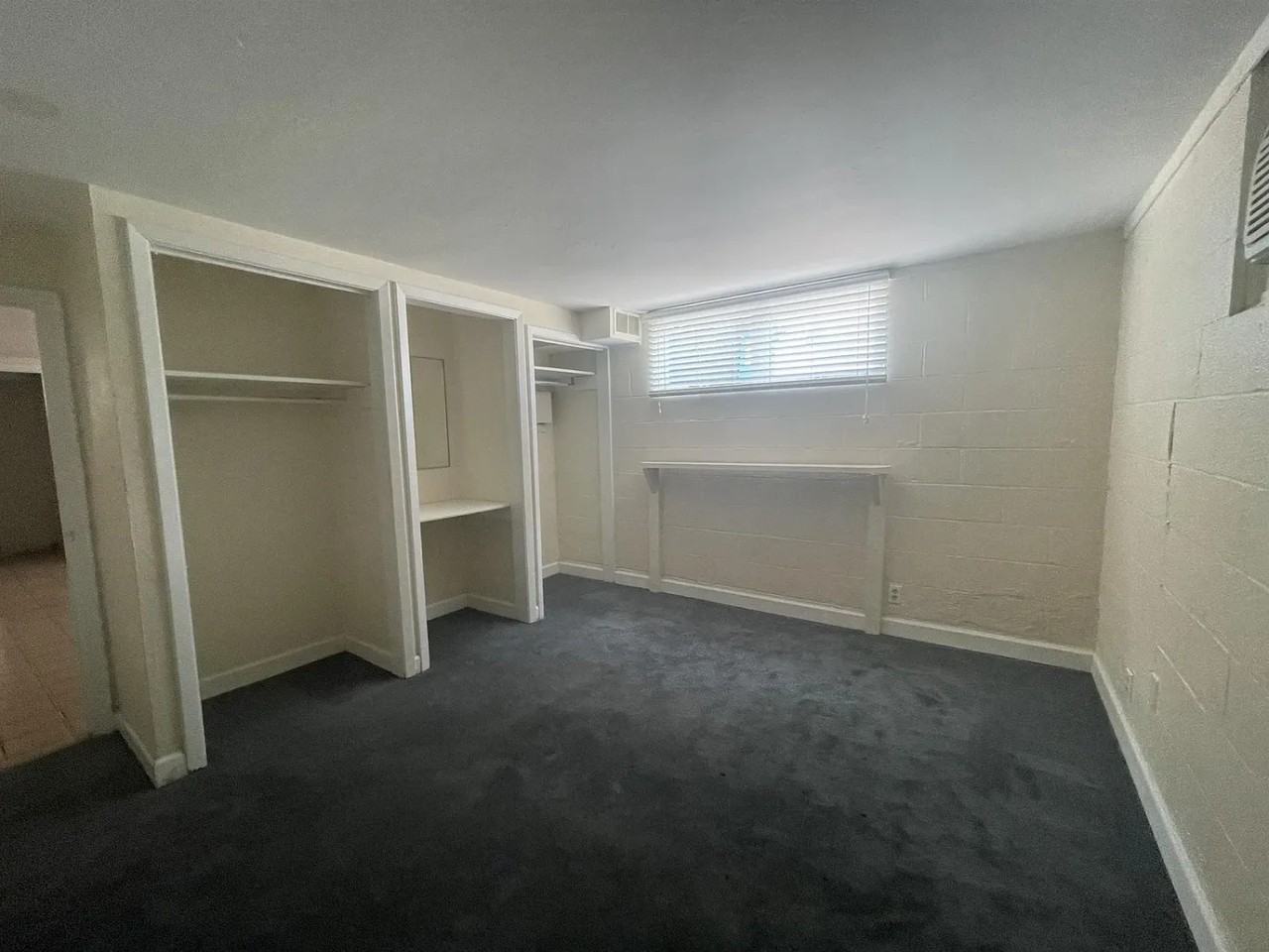 423 S Fess Ave - Photo 6 of 35
