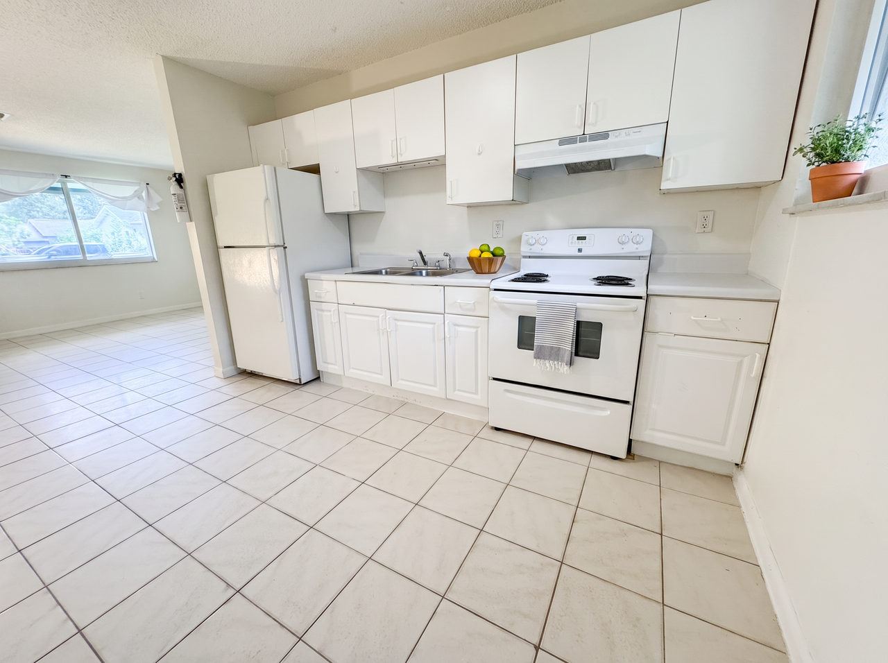 2319 Wilson St #2 - Photo 7 of 17