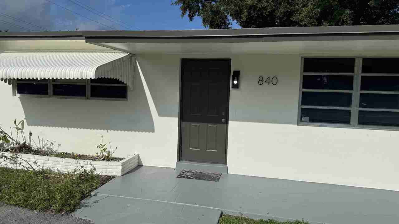 840 S 63rd Ave #2 - Photo 3 of 28