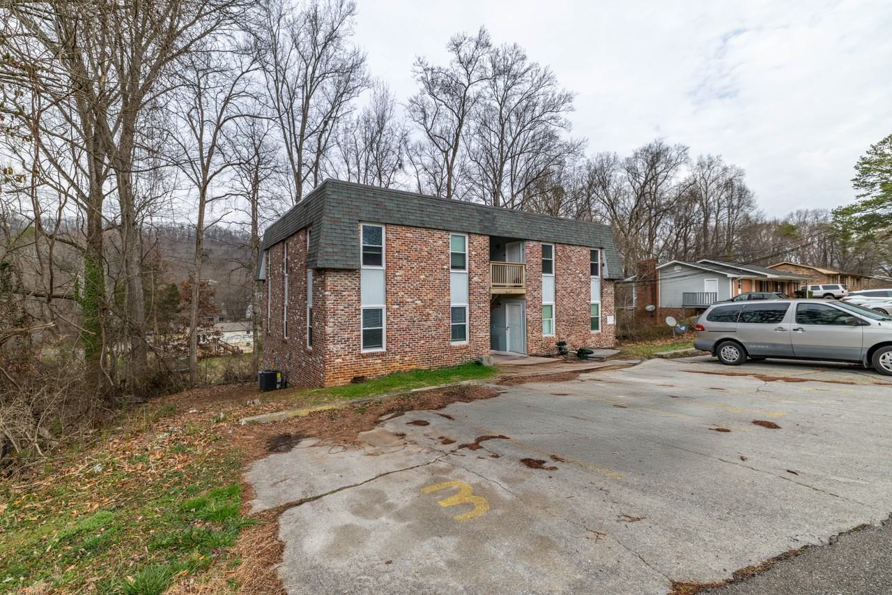 2817 Colt Dr #2 - Photo 2 of 16