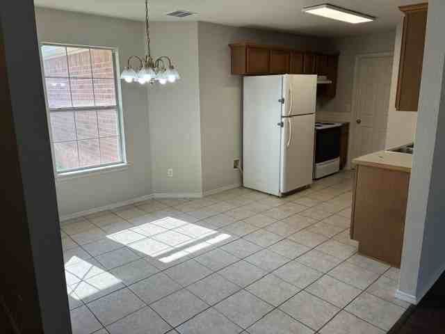 520 Sun Meadow Dr - Photo 3 of 10