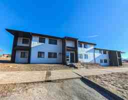 featured image of 2516 Perry Park Ave