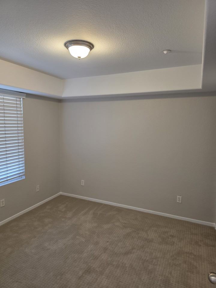 16934 Laurel Hill Ln #162 - Photo 4 of 15