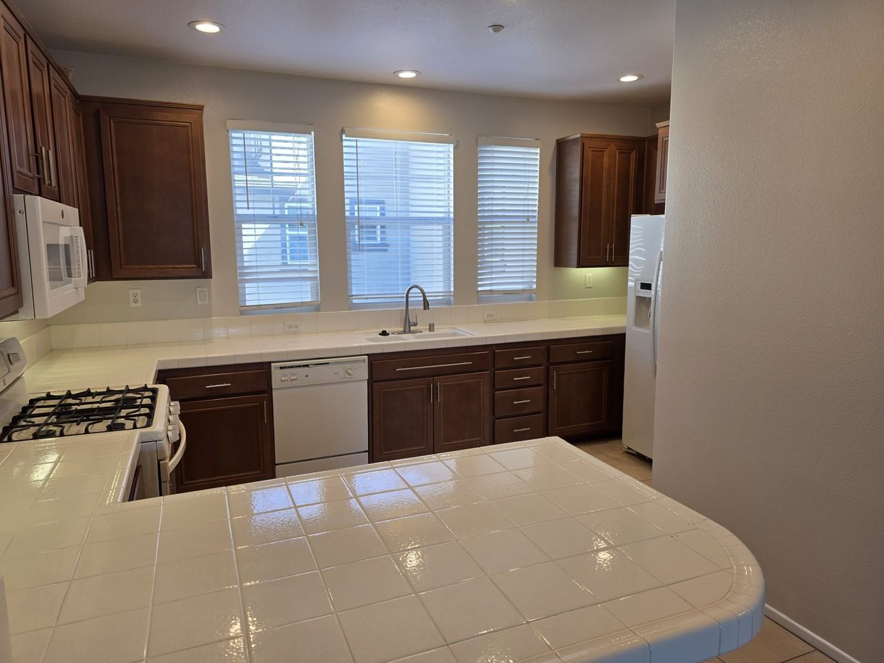16934 Laurel Hill Ln #162 - Photo 7 of 15