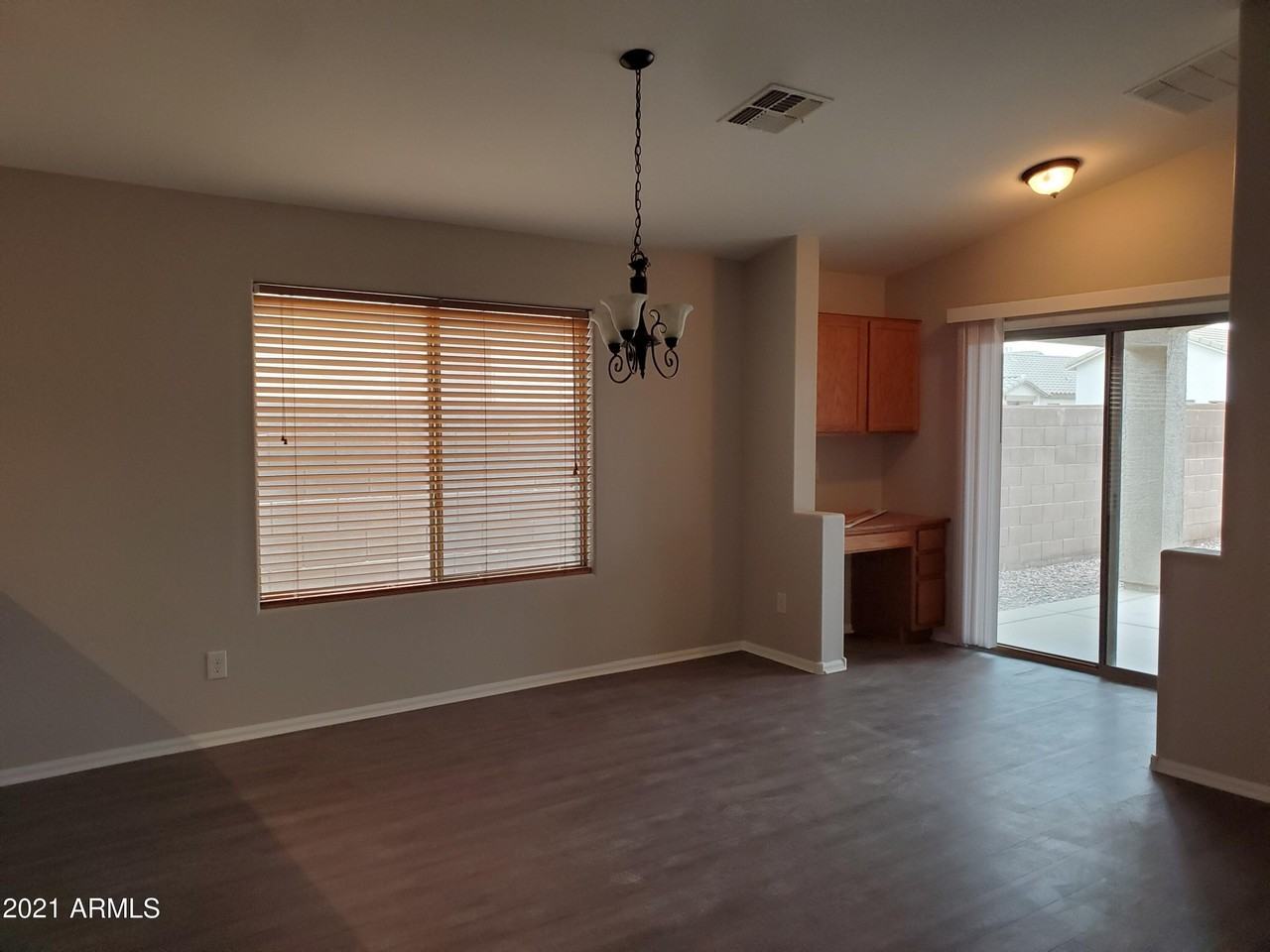 1745 E Melanie St - Photo 5 of 29