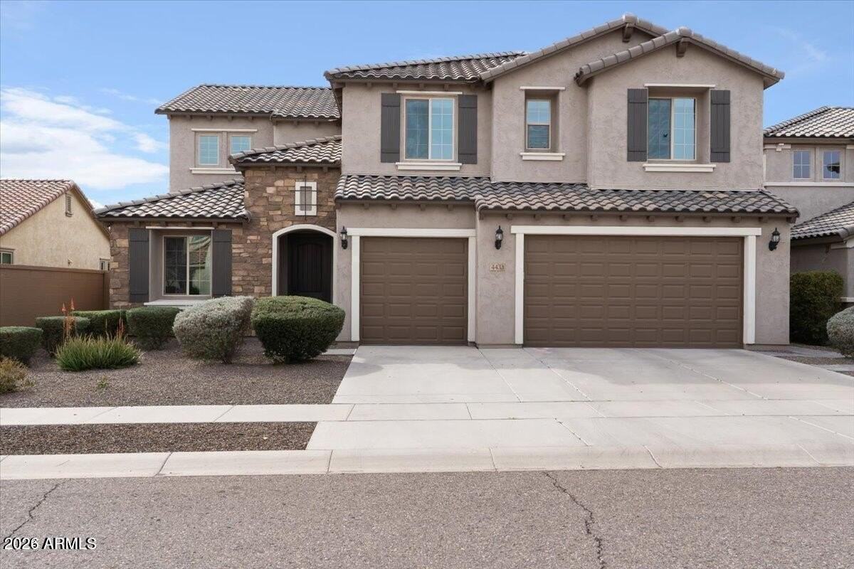 4433 E Cordia Ln