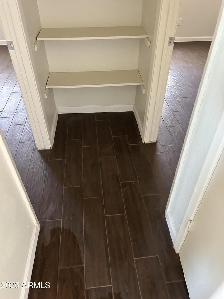 2524 S Yavapai Rd #3 - Photo 4 of 7