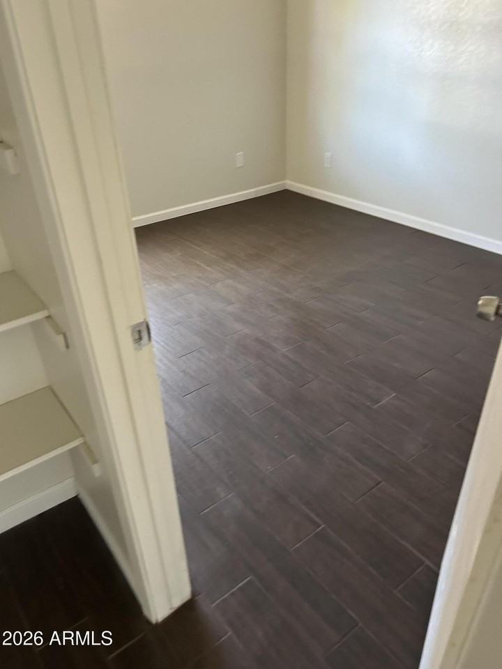 2524 S Yavapai Rd #3 - Photo 6 of 7