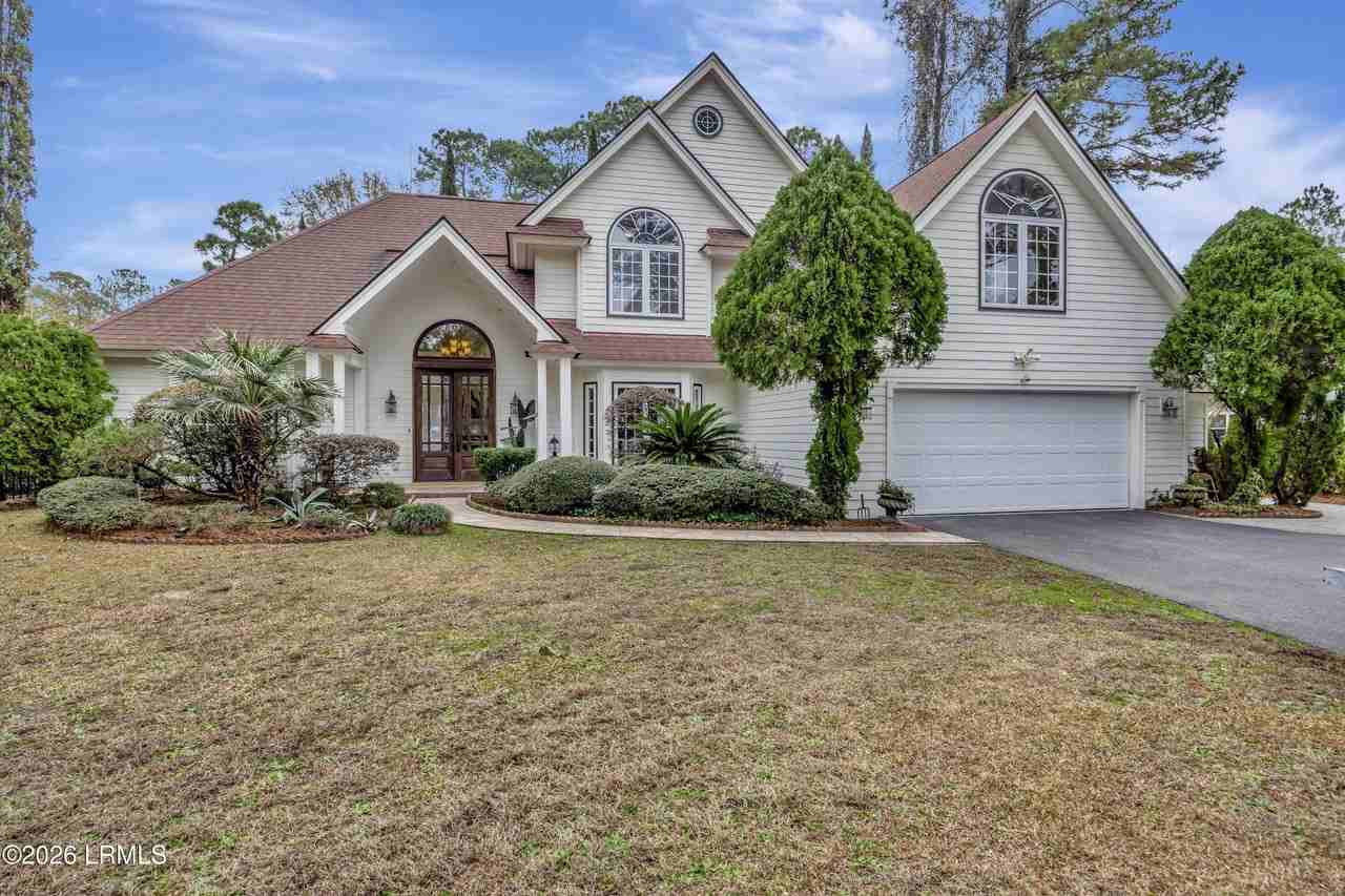 11 Tillinghast Cir