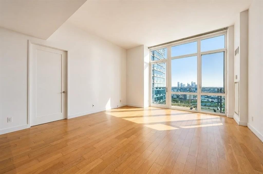 22 N 6th St #4D - Photo 2 of 36