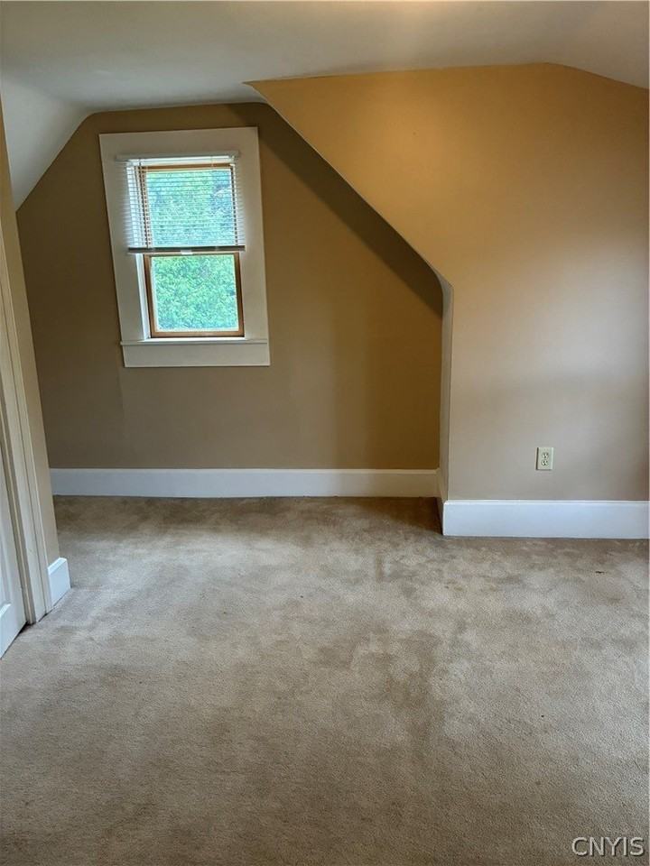 864 Salt Springs Rd - Photo 5 of 14