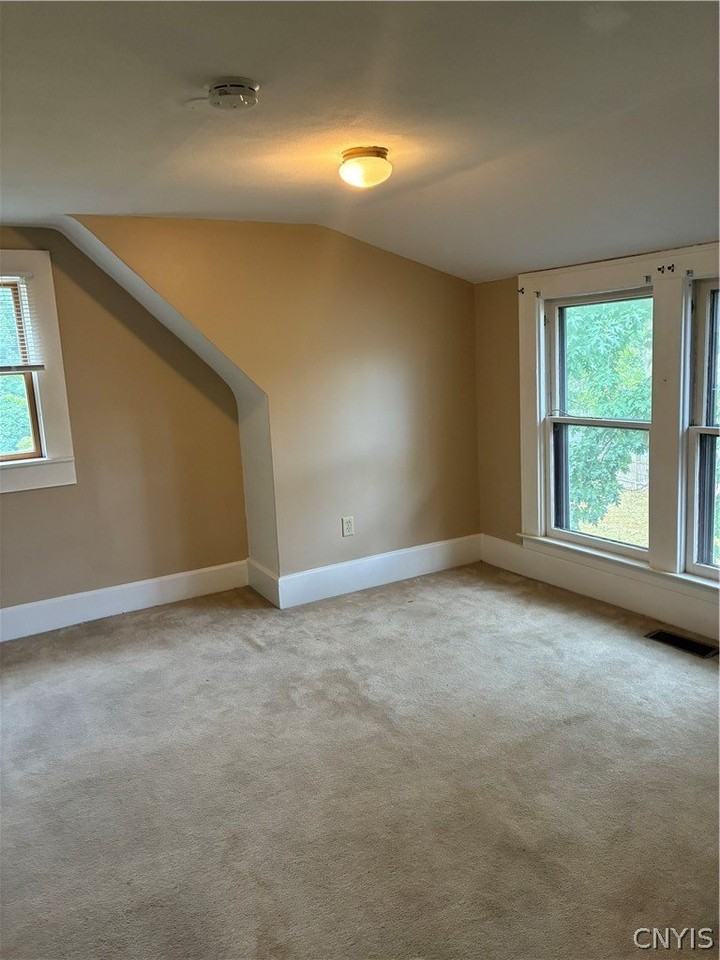 864 Salt Springs Rd - Photo 6 of 14