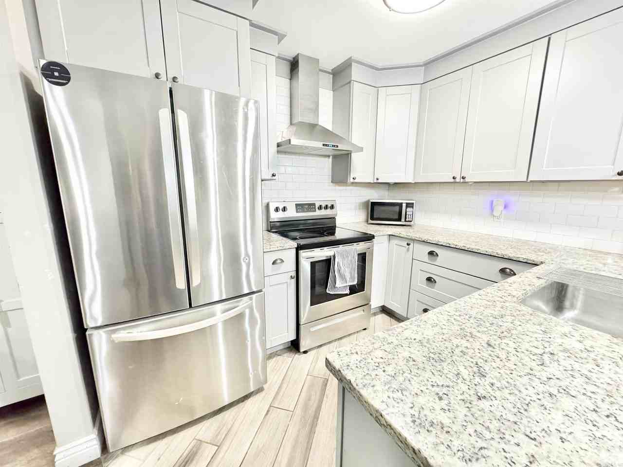 8501 Merriwood Ct - Photo 5 of 28