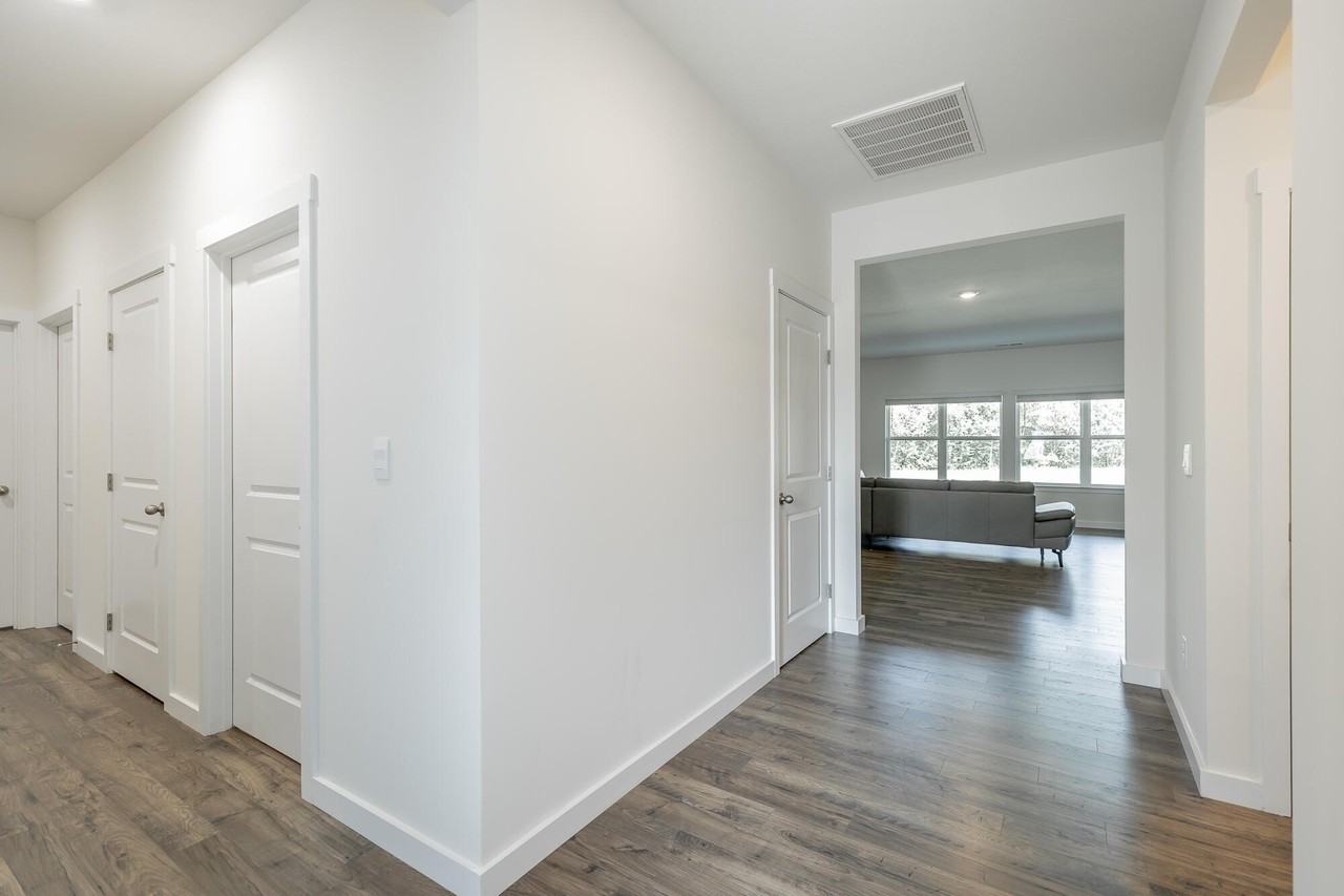 10815 Upland Dr - Photo 3 of 49