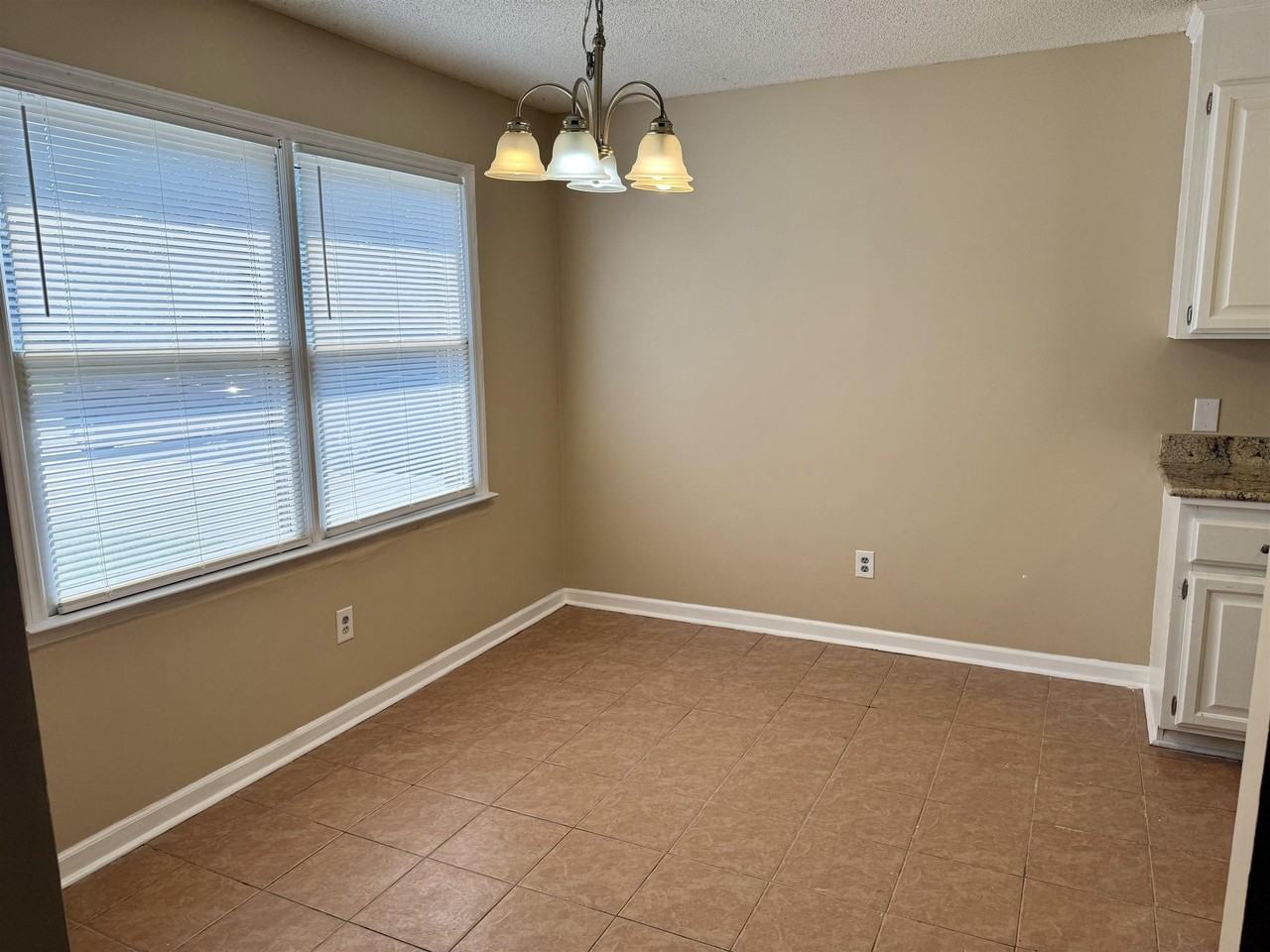 4047 Fairway Dr #1 - Photo 4 of 15