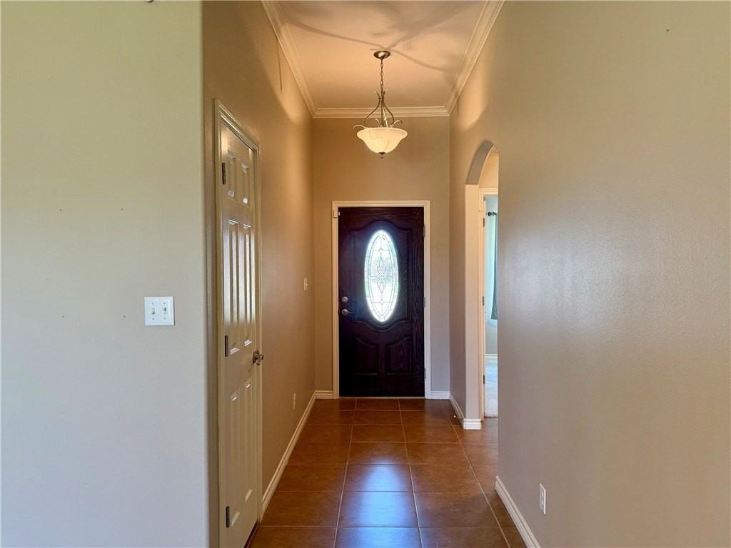 1907 Kelly Ln - Photo 3 of 33