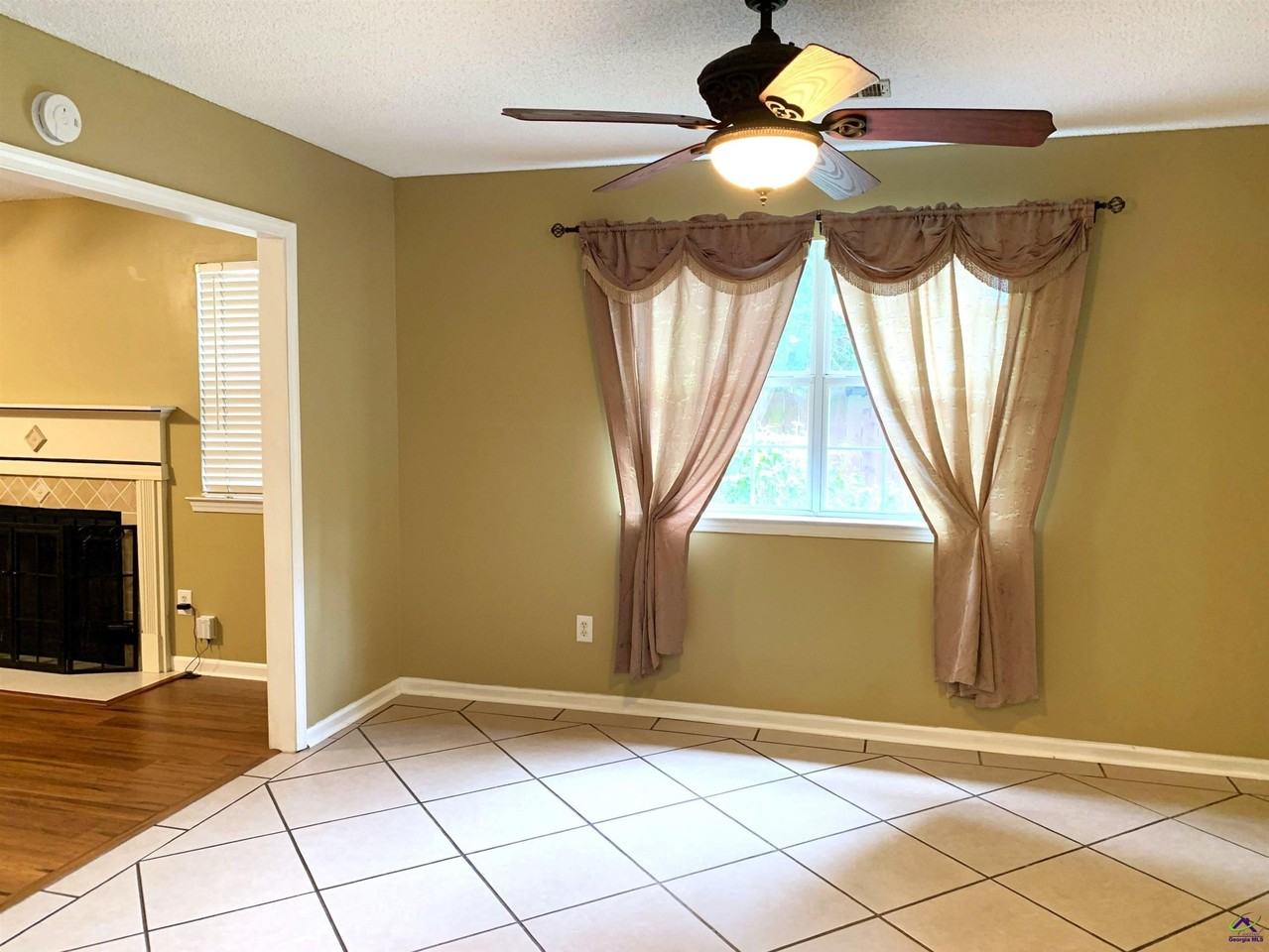 406 Chadwyck Cir - Photo 6 of 20