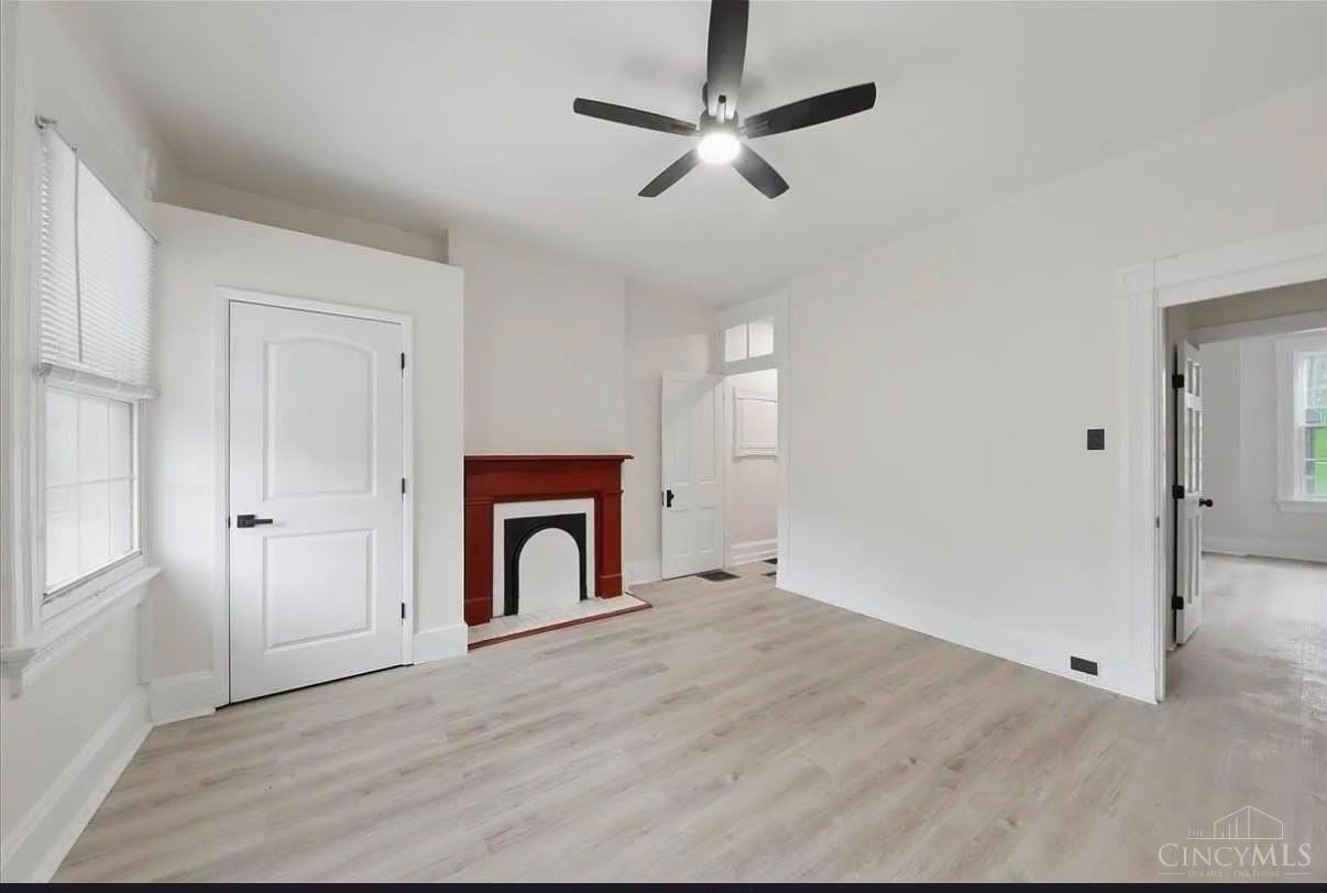 2502 Halstead St - Photo 4 of 22