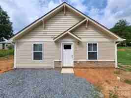 featured image of 907 Hill St