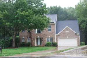 featured image of 733 Meadow Lake Dr
