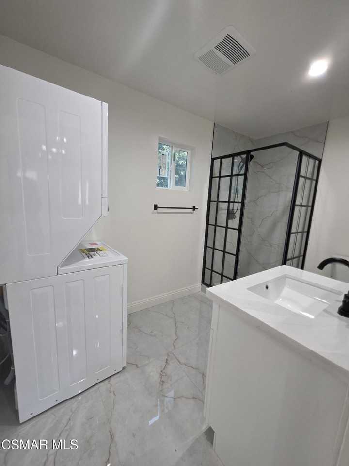 22158 Eccles St - Photo 5 of 14