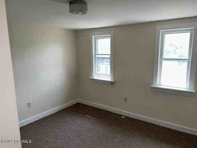 524 E Front St - Photo 6 of 8