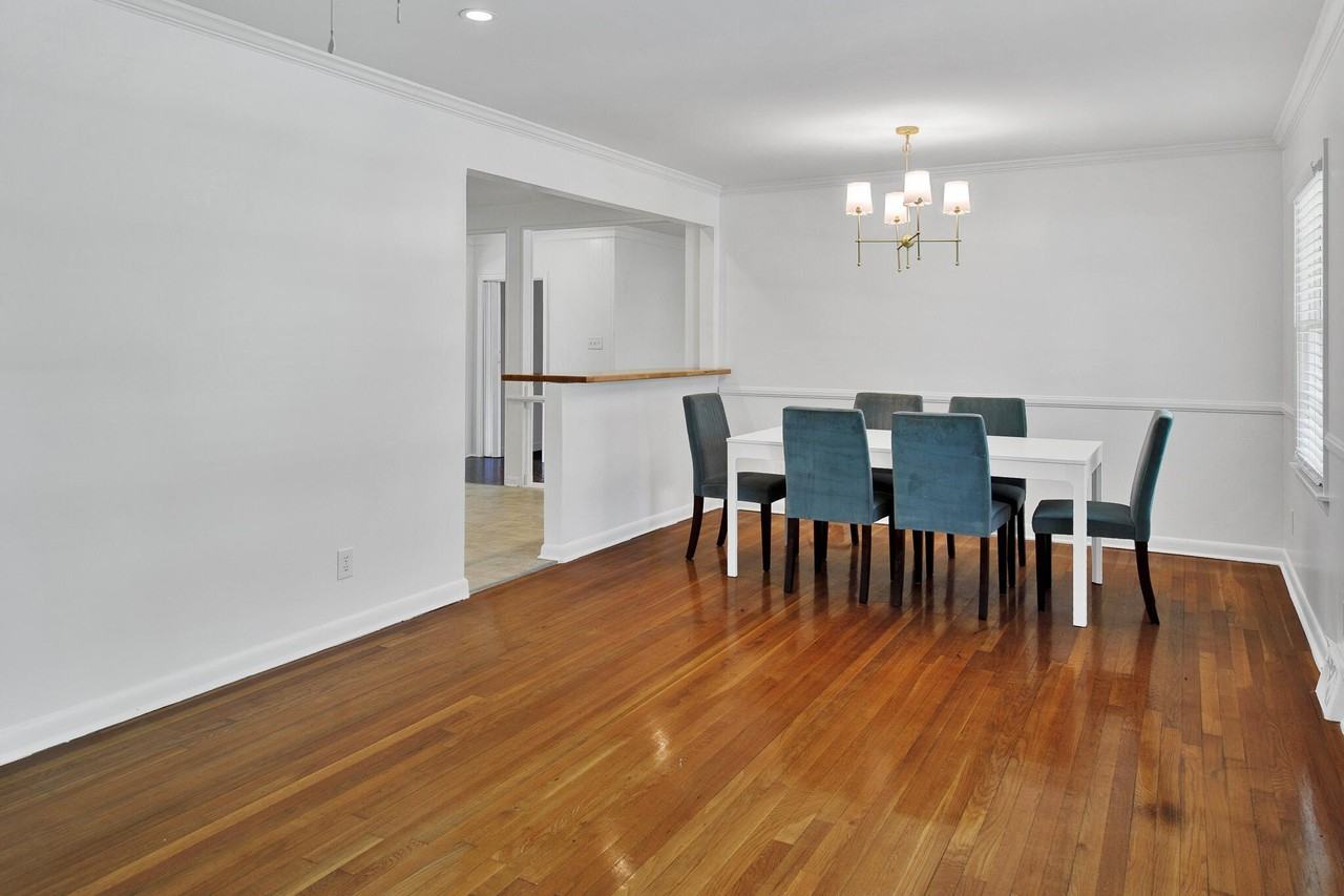 1154 Winborn Dr - Photo 3 of 27