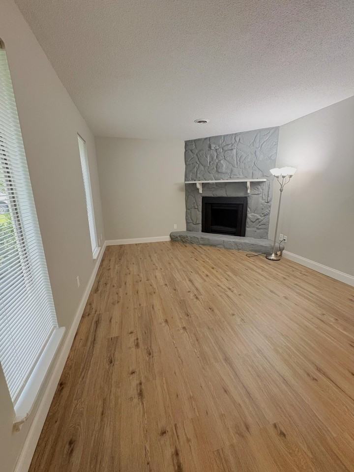 214 3 Iron Drive #A - Photo 4 of 14