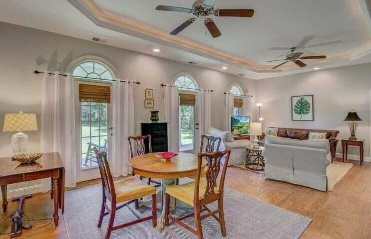 204 Salisbury Dr - Photo 5 of 19