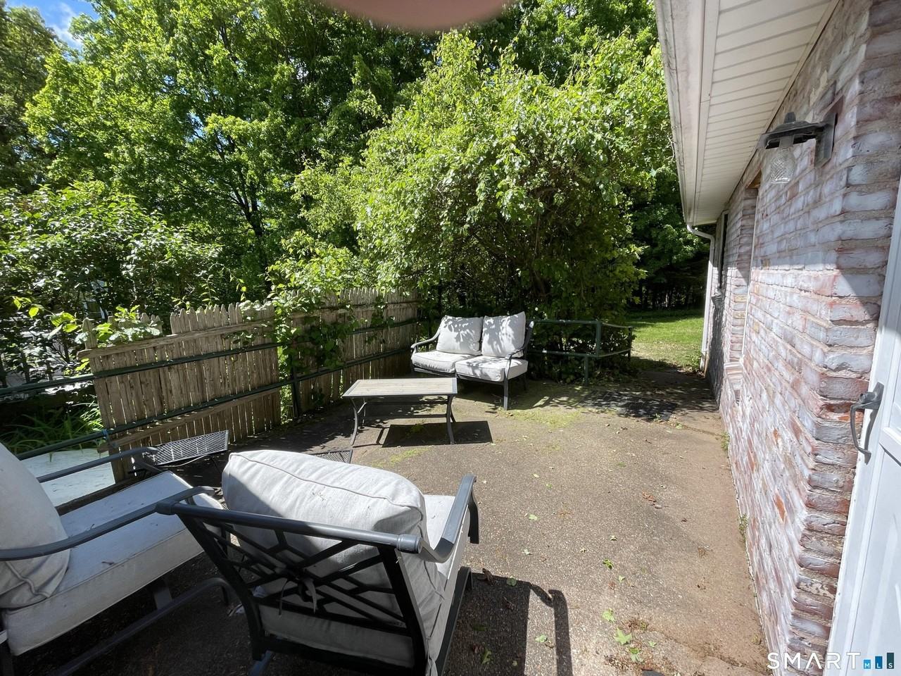 79 Owens Ln #B - Photo 3 of 6