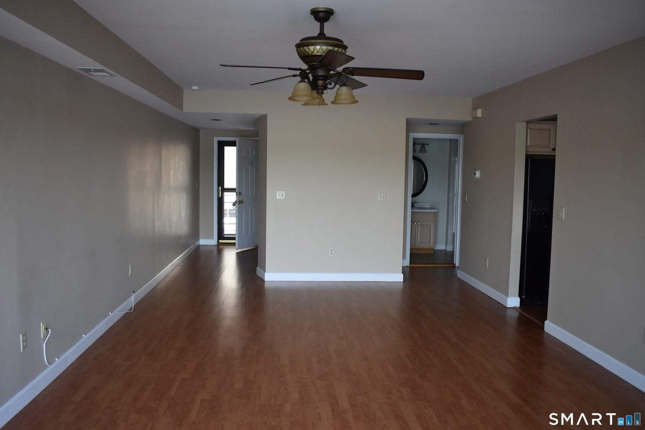 735 Popes Island Rd #735 - Photo 6 of 23