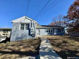 featured image of 950 Lindley St