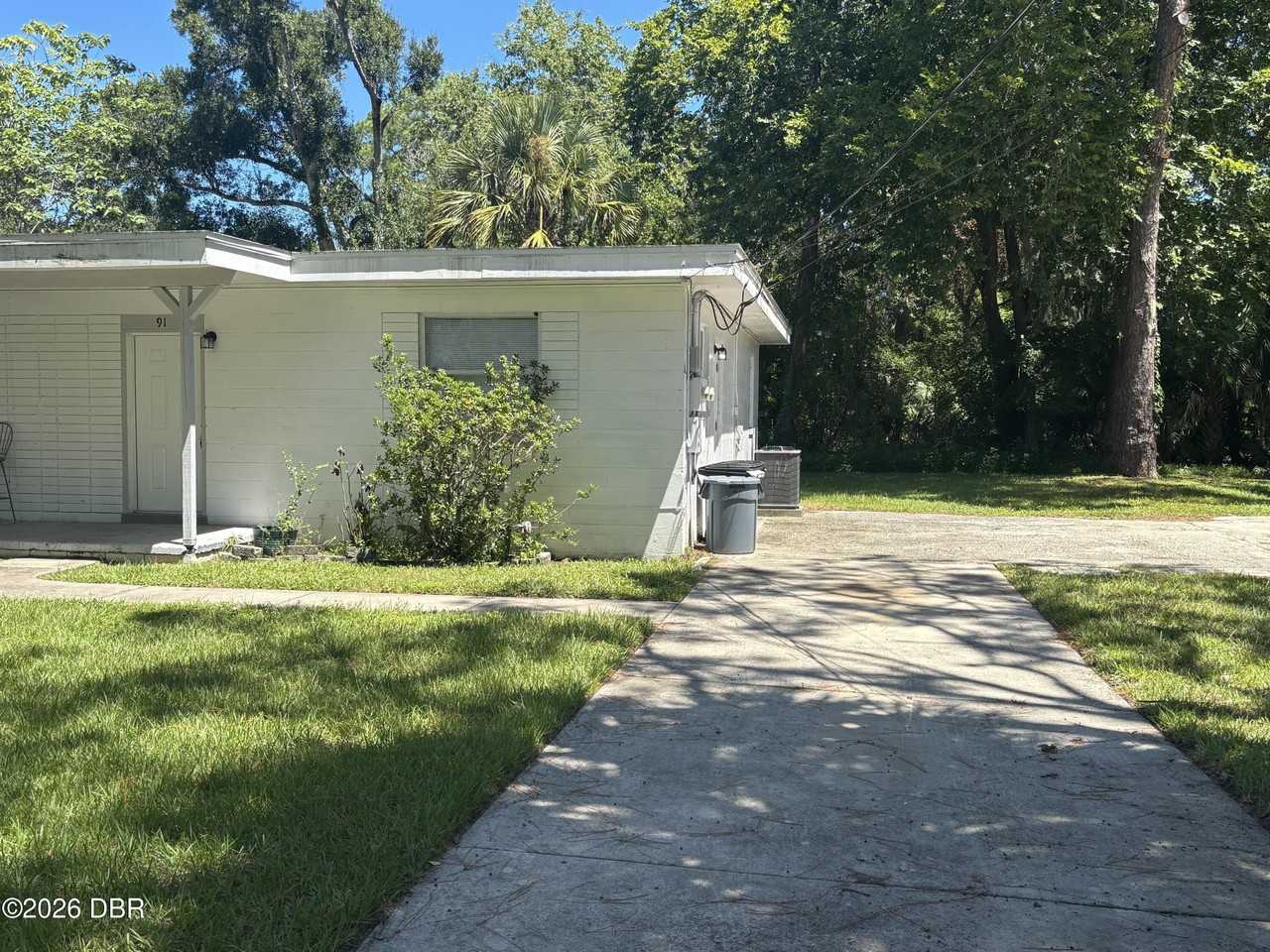91 Ford St - Photo 3 of 16