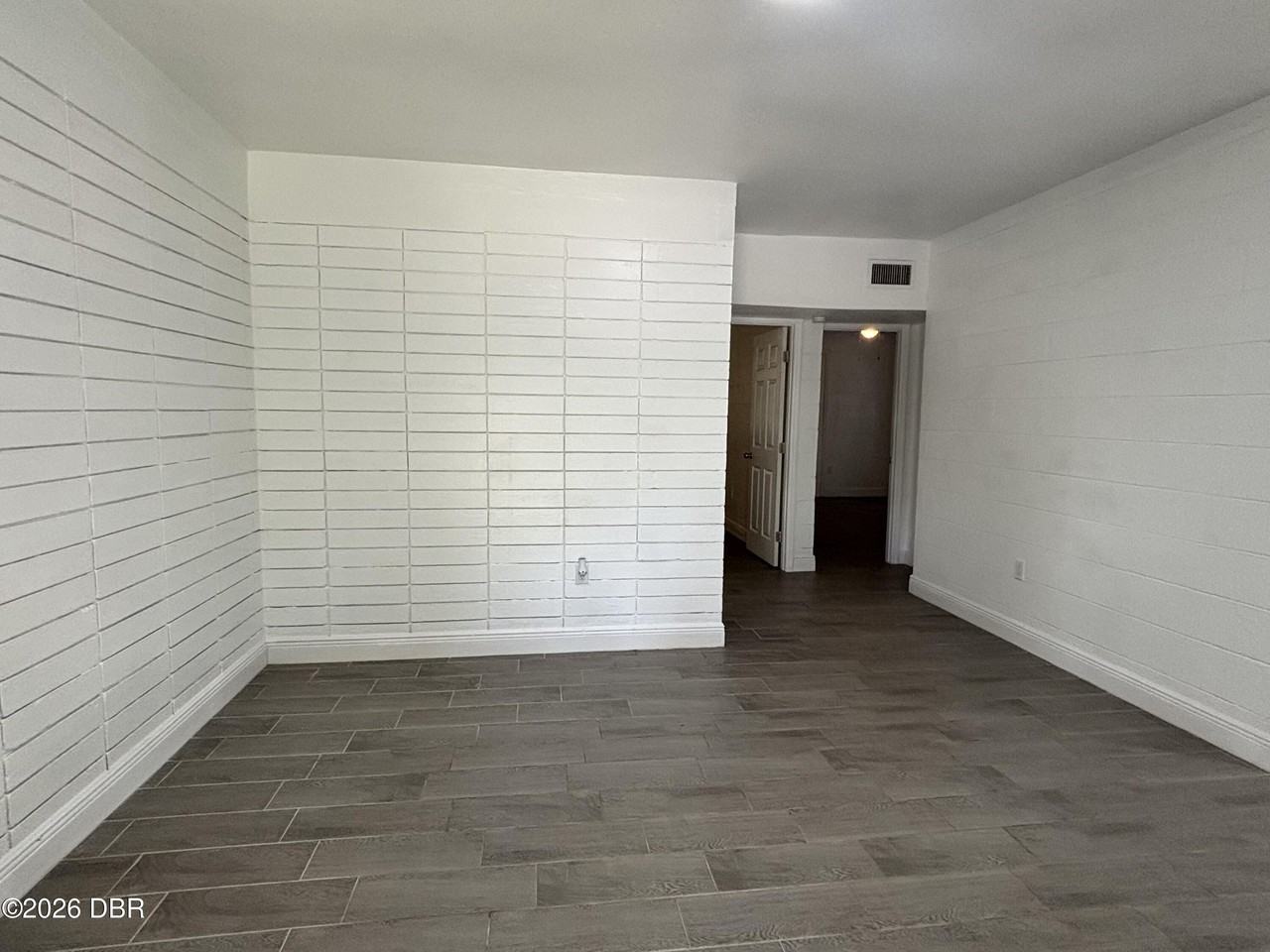 91 Ford St - Photo 5 of 16