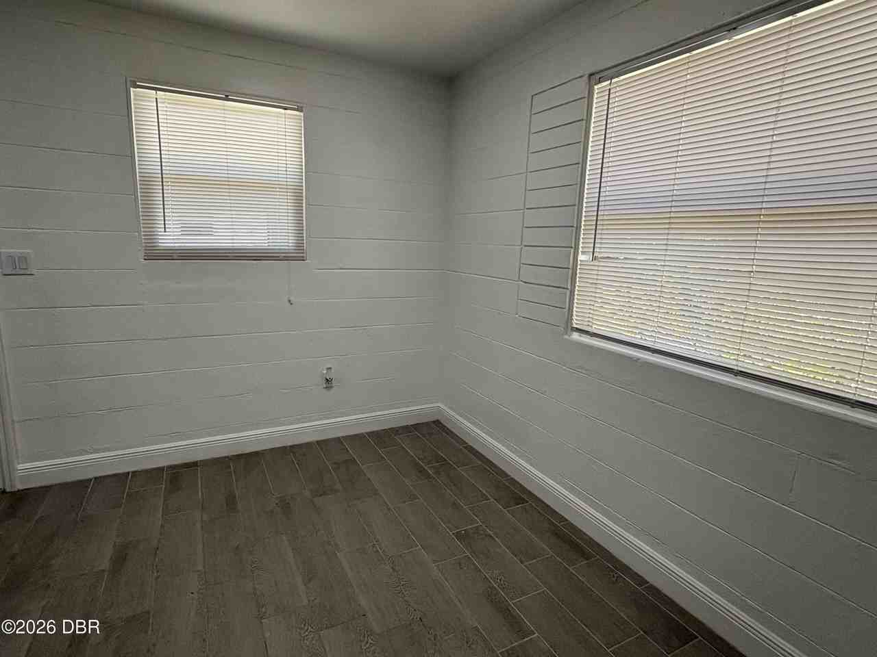 91 Ford St - Photo 6 of 16