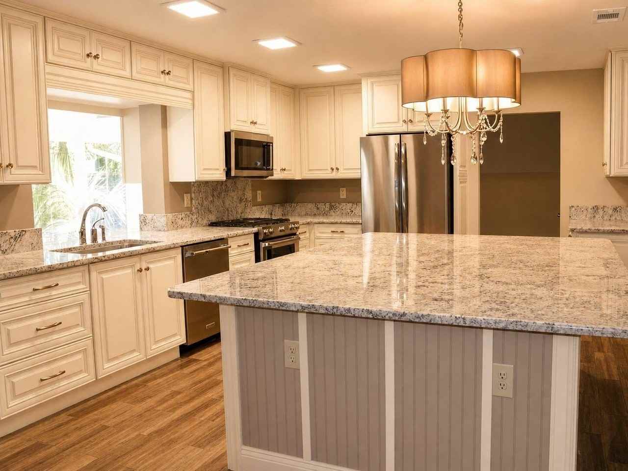 240 Yacht Club Dr Ne - Photo 2 of 50