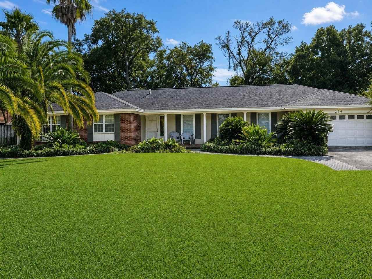 240 Yacht Club Dr Ne - Photo 5 of 50