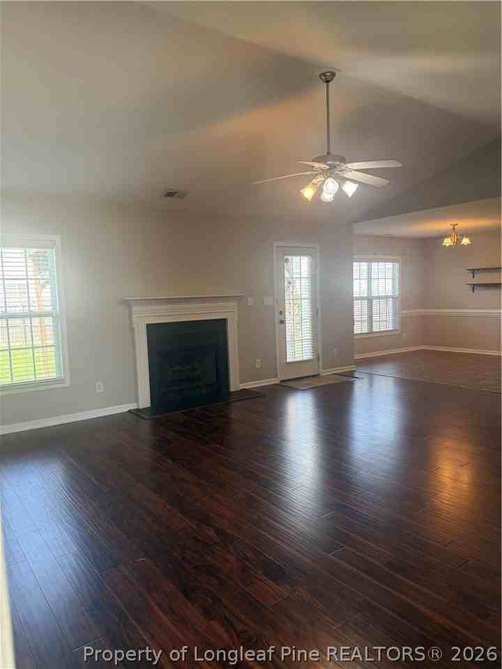 136 Bennington Dr - Photo 3 of 25
