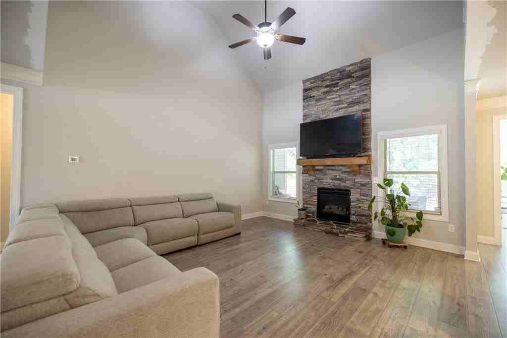 2539 Tomoka Dr - Photo 6 of 32