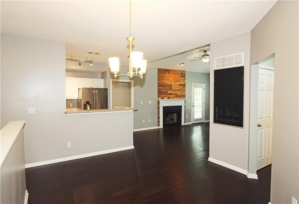 210 Spring Heights Ln Se #2 - Photo 6 of 35