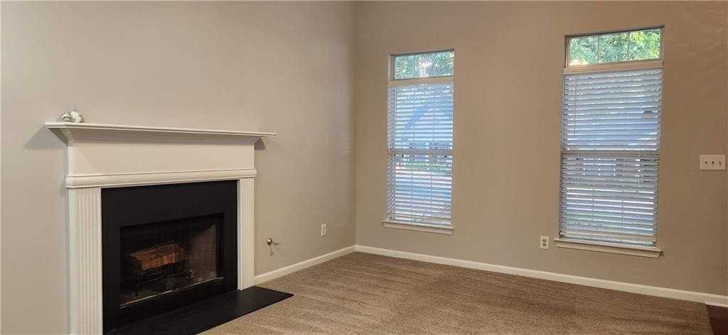 1354 Gates Dr Se - Photo 4 of 5