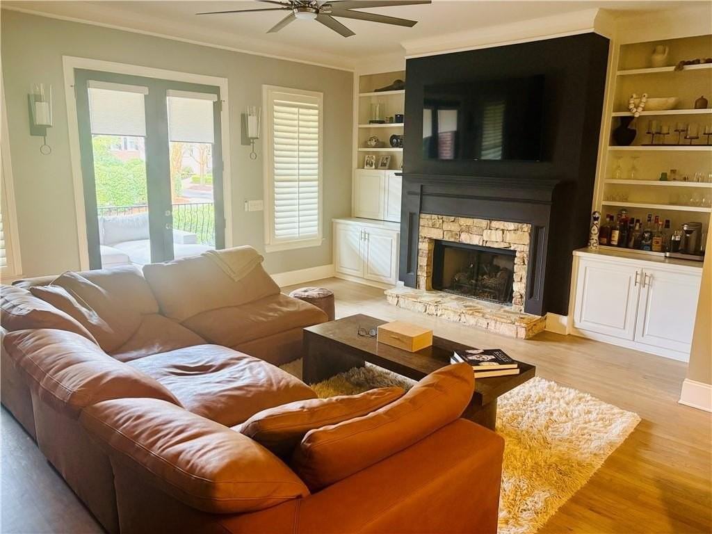 3170 Neal Ct - Photo 3 of 10