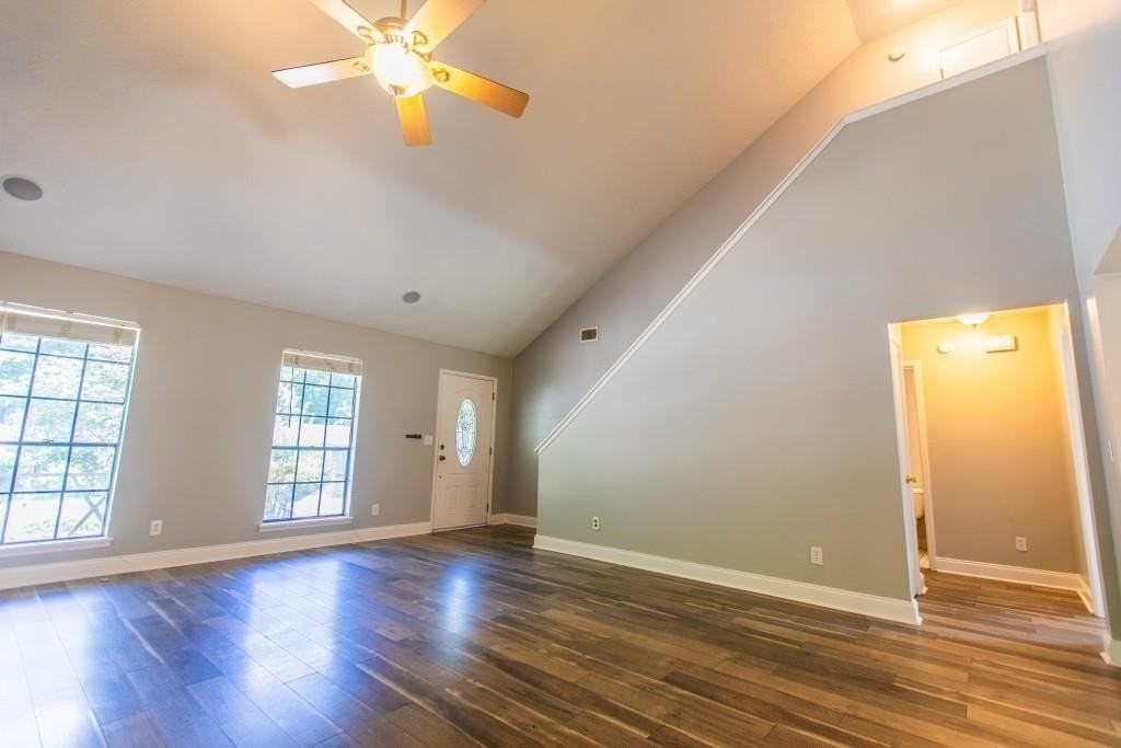 11030 Indian Village Dr - Photo 4 of 26