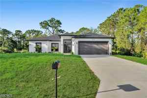 featured image of 636 Ladd St