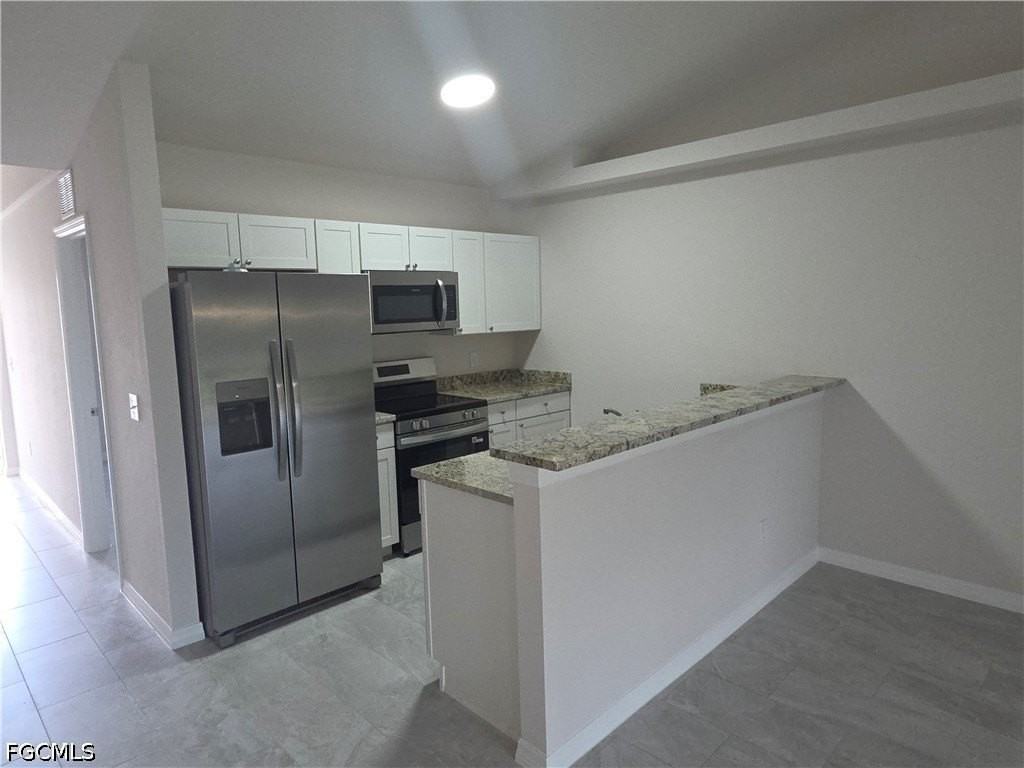 1418 Se 1st Pl - Photo 2 of 10