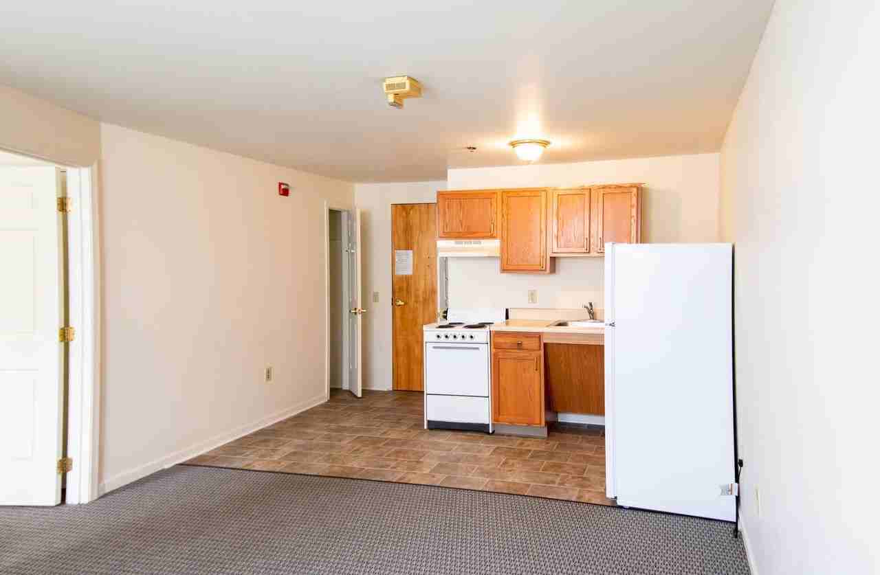 800 Court St #104 - Photo 3 of 18