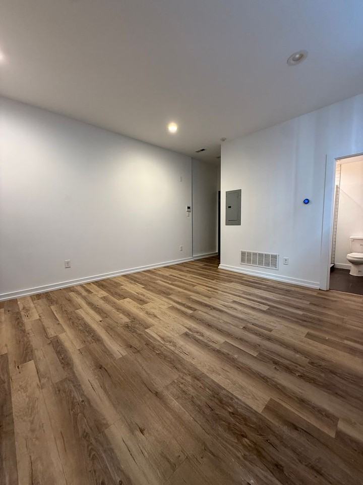331 S 12th St Apt 2r #2R - Photo 7 of 13
